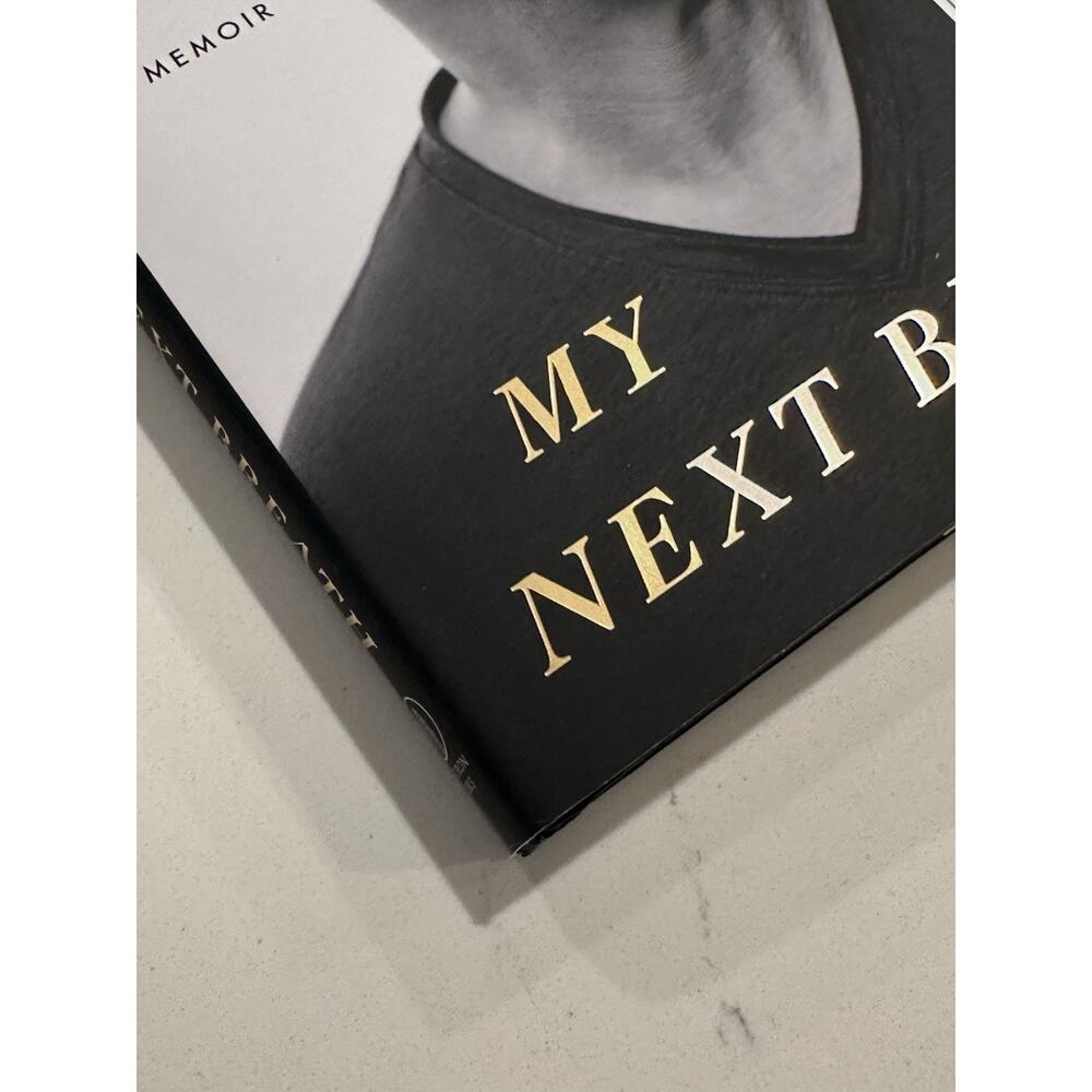 Jeremy Renner SIGNED BOOK My Next Breath Hardcover ~ AUTOGRAPHED #5 - Picture 7 of 10